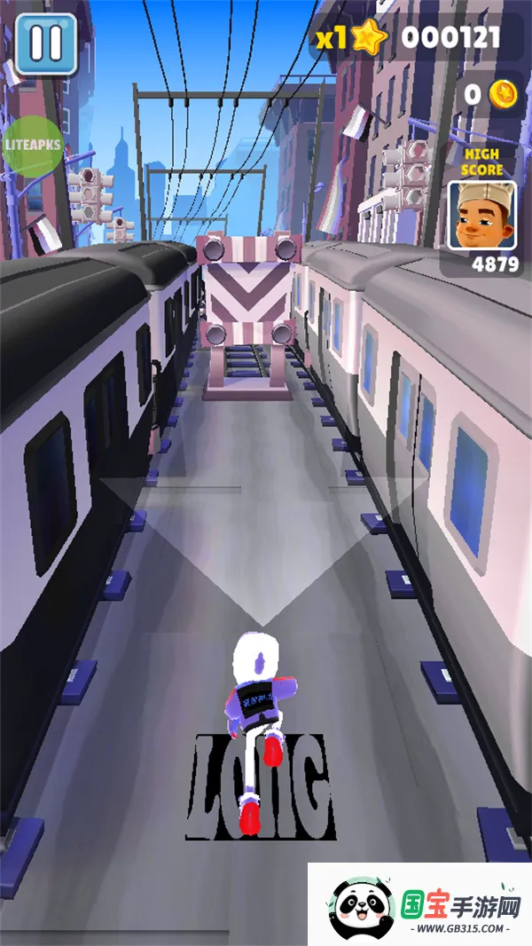 地铁跑酷菠萝神龙内置辅助菜单2026下载安装v菠萝神.龙制作 安卓版截图0